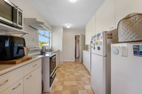 Photo of property in 11 Hulke Crescent, Bell Block, New Plymouth, 4312