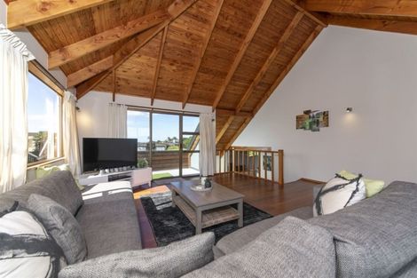 Photo of property in 57 Marellen Drive, Red Beach, 0932