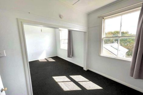 Photo of property in 120 Brougham Street, Mount Victoria, Wellington, 6011