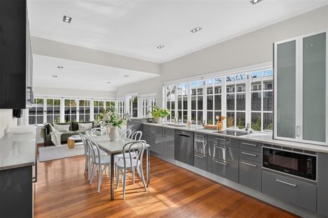 Photo of property in 2 Minnehaha Avenue, Takapuna, Auckland, 0622