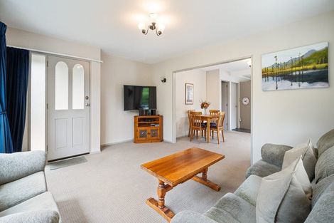 Photo of property in 2/8 Charlene Place, Hillsborough, Christchurch, 8022