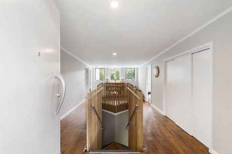 Photo of property in 890 Beach Road, Waiake, Auckland, 0630