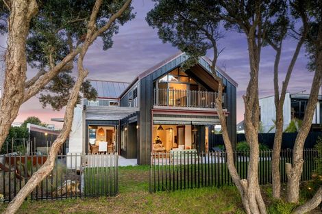 Photo of property in 10 Ida Way, Omaha, 0986