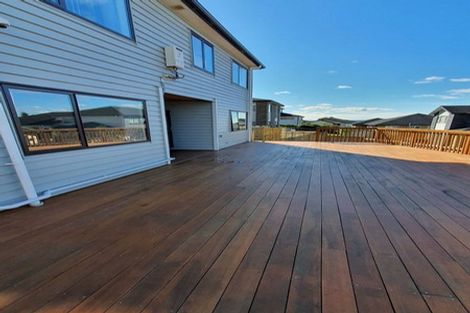 Photo of property in 218e Metcalfe Road, Ranui, Auckland, 0612