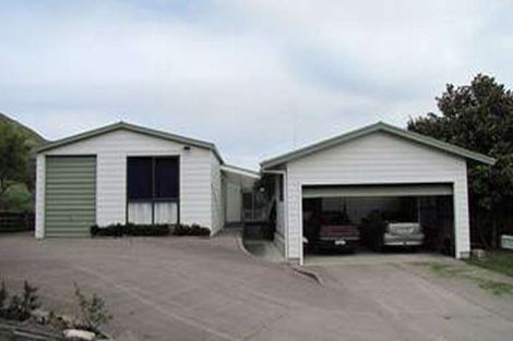 Photo of property in 124 Wheatstone Road, Wainui, Gisborne, 4073