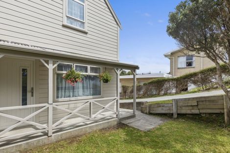 Photo of property in 30b Cypress Drive, Maungaraki, Lower Hutt, 5010