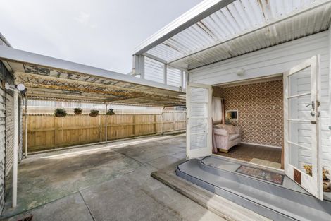 Photo of property in 2 Pastoral Lane, Hokowhitu, Palmerston North, 4410