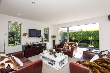 Photo of property in 45 Garreg Road, Bryndwr, Christchurch, 8052