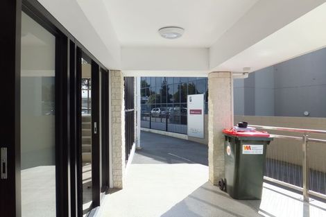 Photo of property in 2/6 Hill Road, Papatoetoe, Auckland, 2025