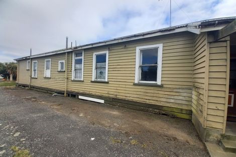 Photo of property in 14 Bridge Street, Tuatapere, 9620