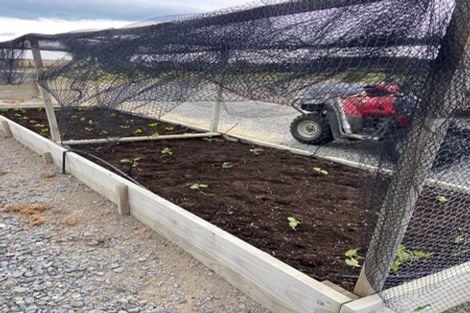 Photo of property in 35 Sears Road, Meeanee, Napier, 4183