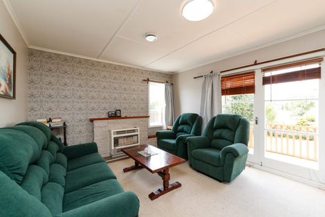 Photo of property in 16 Kingston Street, Awapuni, Palmerston North, 4412