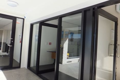 Photo of property in 2/6 Hill Road, Papatoetoe, Auckland, 2025