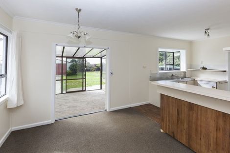 Photo of property in 63 Shortland Street, Wainoni, Christchurch, 8061