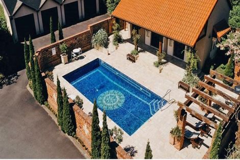 Photo of property in Village Green Cottages, 401/10 Quiet Woman Way, Monaco, Nelson, 7011