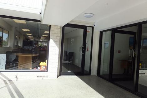 Photo of property in 2/6 Hill Road, Papatoetoe, Auckland, 2025