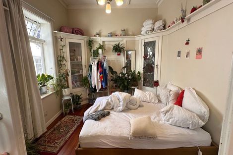 Photo of property in 1/17 Clifton Terrace, Kelburn, Wellington, 6012