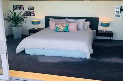 Photo of property in Clyde Quay Wharf, 3b/5 Clyde Quay Wharf, Te Aro, Wellington, 6011