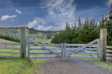 Photo of property in Babylon Coast Road, Parore, Dargaville, 0373
