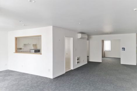 Photo of property in St James Courts, 3/77 Gloucester Street, Christchurch Central, Christchurch, 8013