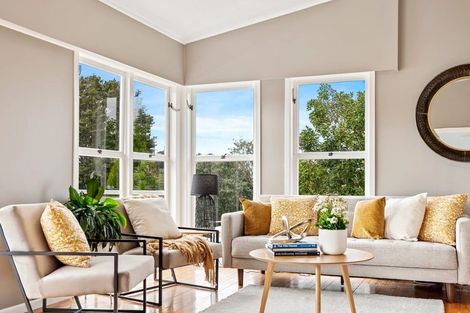 Photo of property in 8 Reiman Street, New Lynn, Auckland, 0600