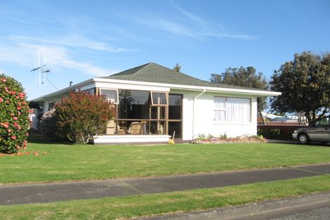 Photo of property in 70 Exeter Crescent, Springvale, Whanganui, 4501