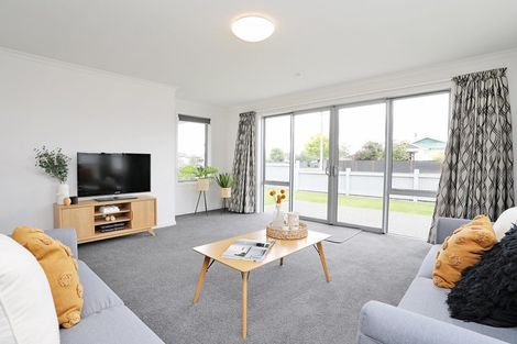 Photo of property in 12 Queen Street, Winton, 9720