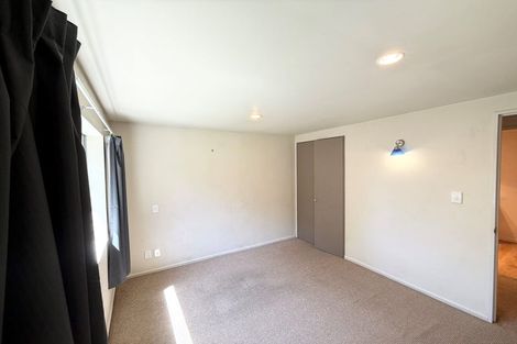 Photo of property in 307 Riccarton Road, Upper Riccarton, Christchurch, 8041