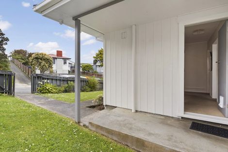 Photo of property in 1/10 Camrose Grove, Kingston, Wellington, 6021