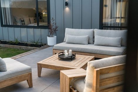 Photo of property in 2 Seven Oaks Drive, Kinloch, Taupo, 3377