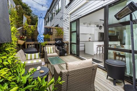 Photo of property in 3/78 Langana Avenue, Browns Bay, Auckland, 0630