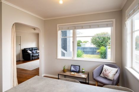 Photo of property in 42 Oldham Avenue, Onekawa, Napier, 4110
