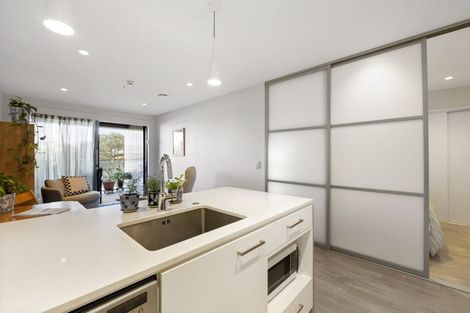 Photo of property in The Victor, 208/4 Bute Road, Browns Bay, Auckland, 0630