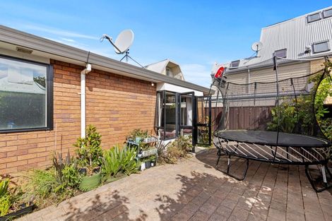 Photo of property in 96a Picton Avenue, Riccarton, Christchurch, 8011