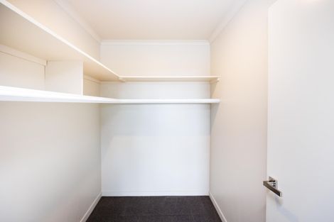 Photo of property in 8 Gibraltar Way, Fitzherbert, Palmerston North, 4410