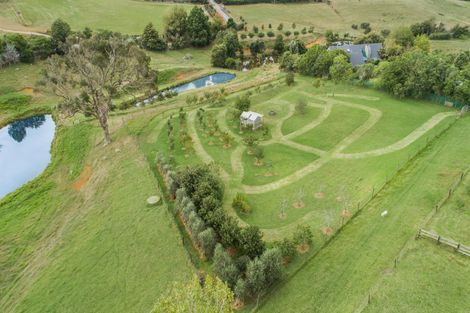 Photo of property in 333 Tuhimata Road, Paerata, Drury, 2578