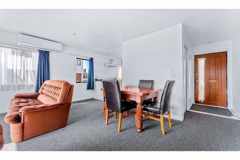 Photo of property in Lynn Park Terrace, 28/12 Ambrico Place, New Lynn, Auckland, 0600