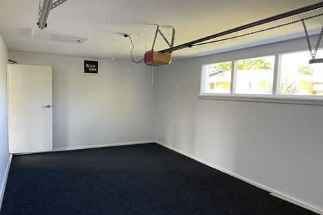 Photo of property in 298 Avonhead Road, Ilam, Christchurch, 8041