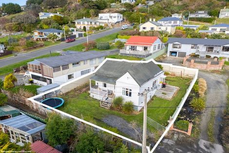 Photo of property in 1 Ann Street, Bluff, 9814