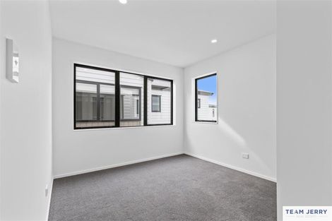 Photo of property in 51 Whare Kauri Road, Papakura, 2110