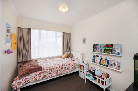 Photo of property in 17 Kaituna Street, Milson, Palmerston North, 4414