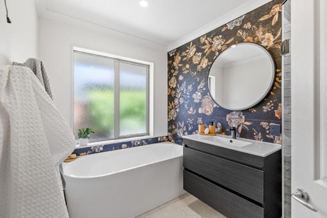 Photo of property in 35 Dryden Avenue, Rolleston, 7614