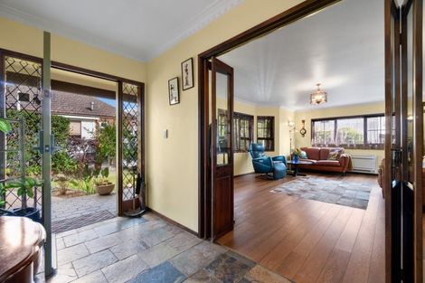 Photo of property in 16a Burnett Avenue, Mount Roskill, Auckland, 1041