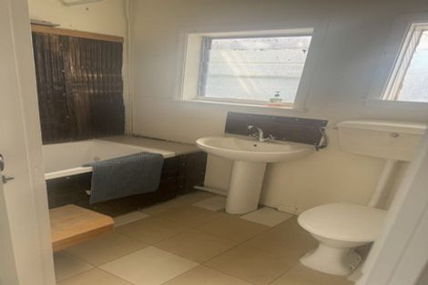 Photo of property in 2498 West Coast Road, Kirwee, Darfield, 7571