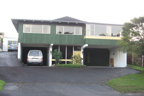 Photo of property in 2 Jill Place, Hillpark, Auckland, 2102