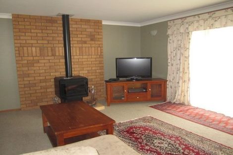Photo of property in 10 Faith Place, West Melton, Christchurch, 7675