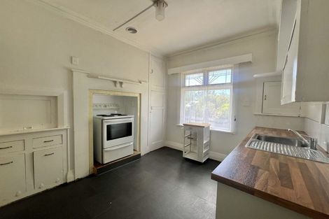 Photo of property in 5 Osborne Terrace, Mornington, Dunedin, 9011