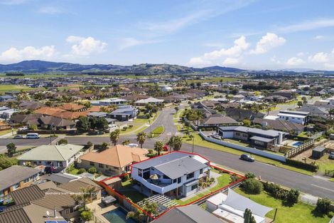 Photo of property in 5 Calypso Drive, Papamoa Beach, Papamoa, 3118