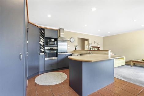 Photo of property in 17 Aldona Place, Fairview Downs, Hamilton, 3214