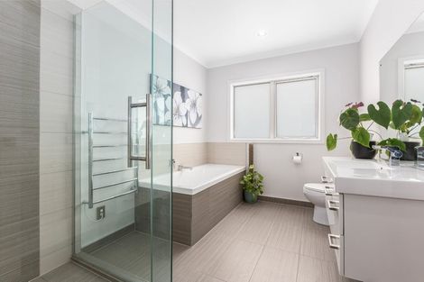 Photo of property in 15 Sumner Terrace, Aotea, Porirua, 5024